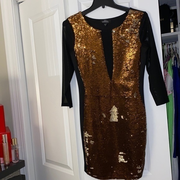 BEBE ADDICTION Black Gold Mini Sequin body iconic party dress - Picture 2 of 9